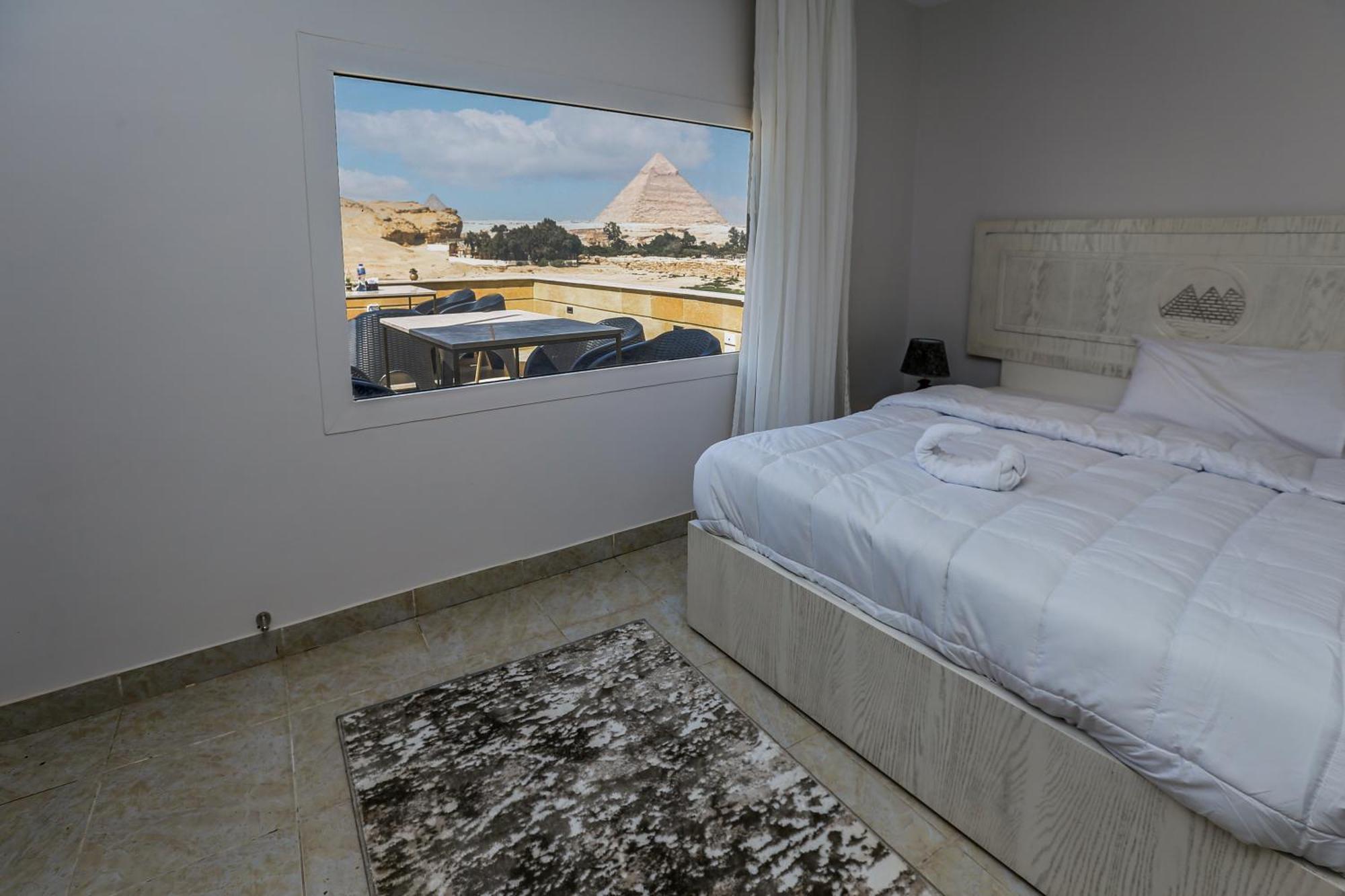 Pyramids Land Palace Kafret el-Gabal المظهر الخارجي الصورة