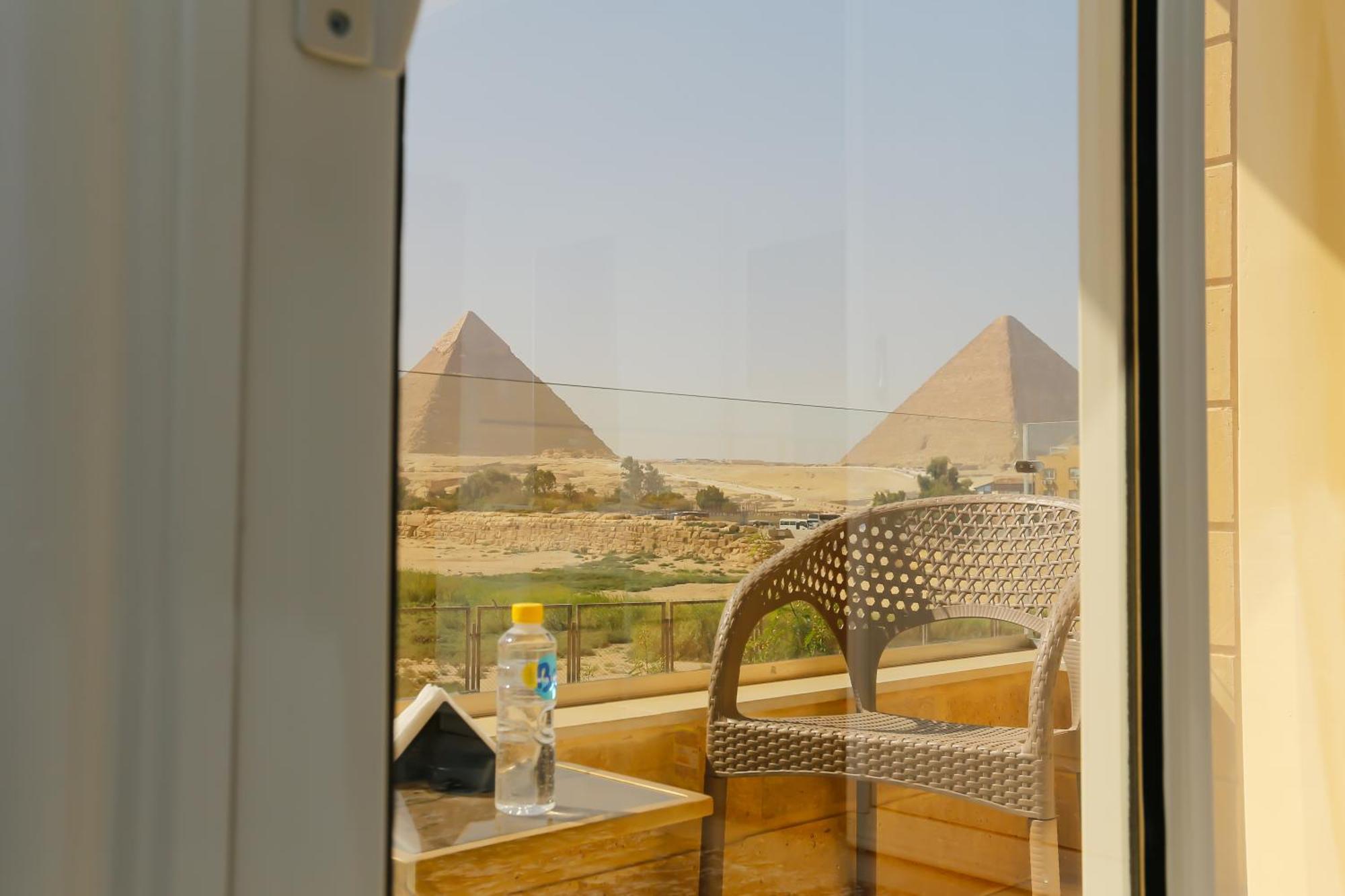 Pyramids Land Palace Kafret el-Gabal المظهر الخارجي الصورة