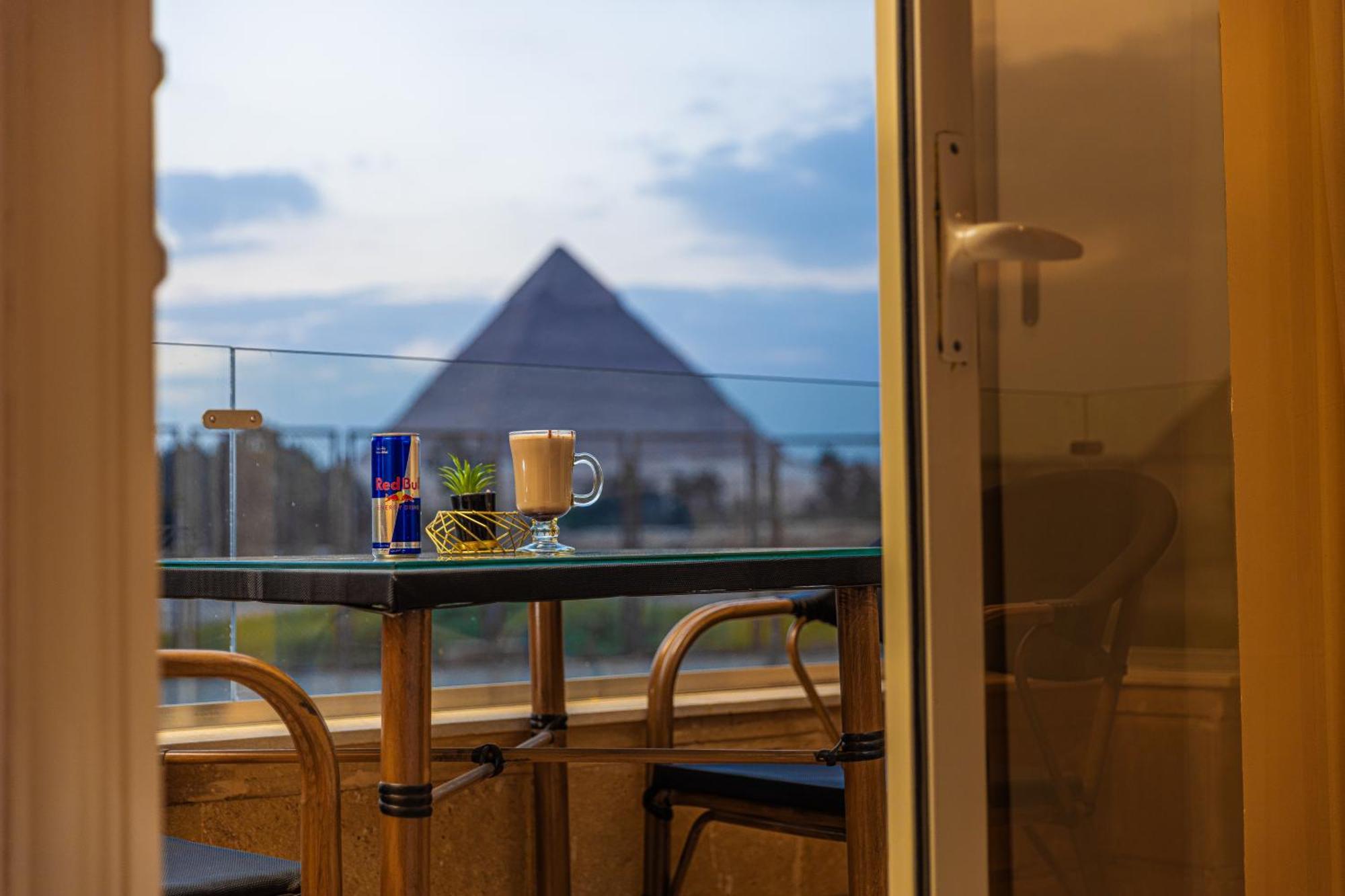 Pyramids Land Palace Kafret el-Gabal المظهر الخارجي الصورة
